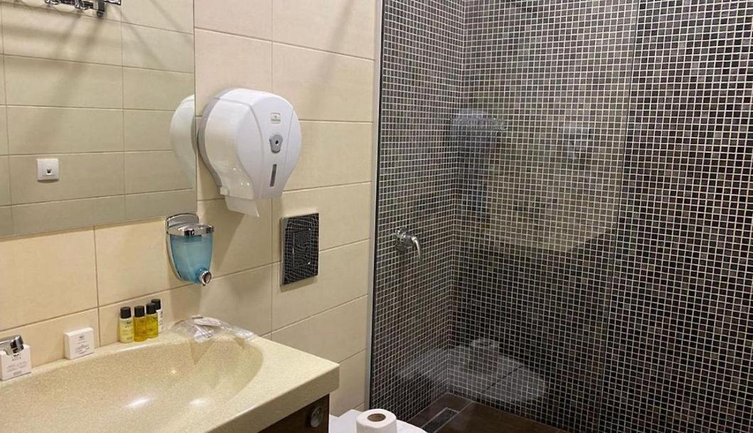 Betlem Hotel -Tbilisi City Esterno foto